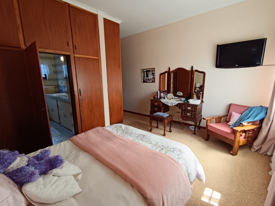 3 Bedroom Property for Sale in Noorsekloof Eastern Cape